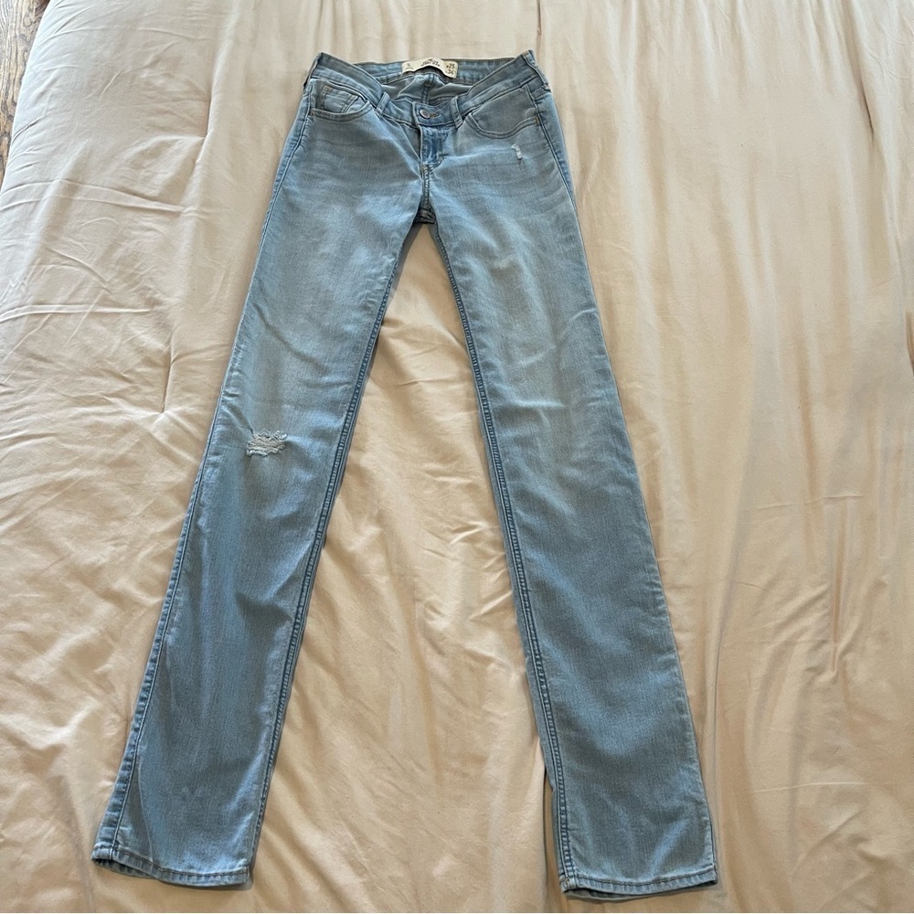 Hollister Women's Sky Blue Skinny Leg Jeans Size 1L